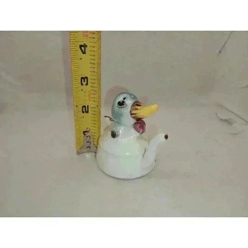 Vtg Duck Salt Shaker Tea Kettle Shape Cute Kitchen Farmhouse Decor Floral Accent - Picture 7 of 7